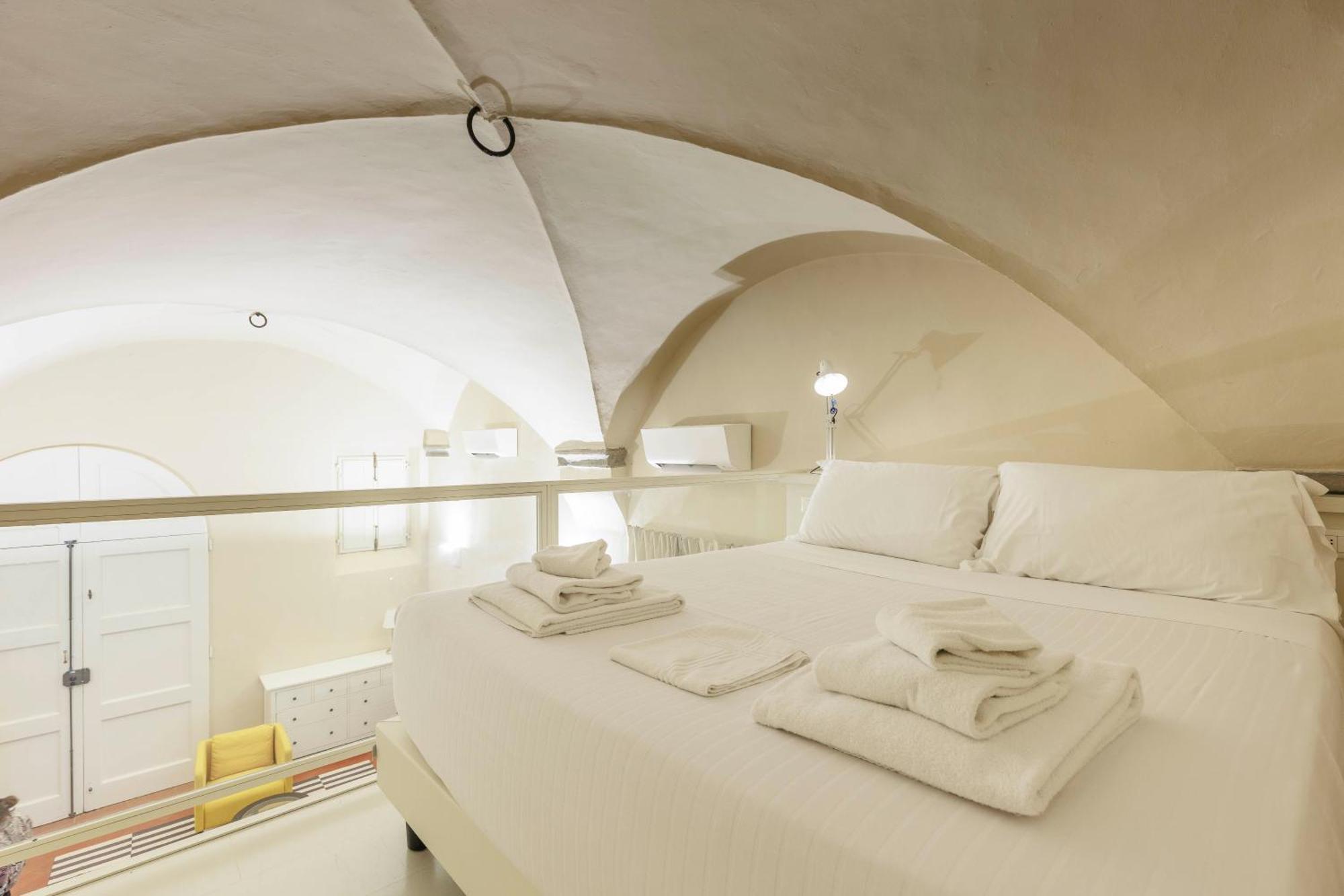 Santa Croce Deluxe Apartment Florence Ngoại thất bức ảnh