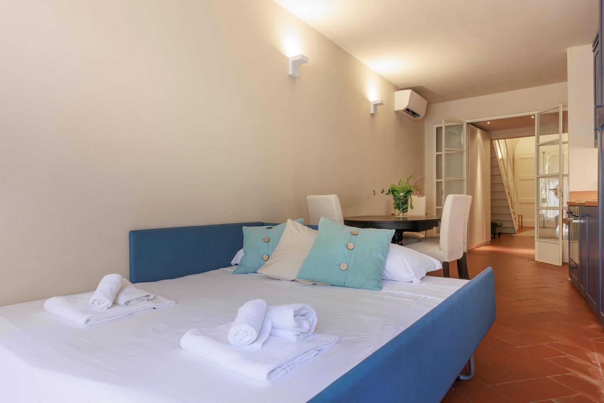 Santa Croce Deluxe Apartment Florence Ngoại thất bức ảnh