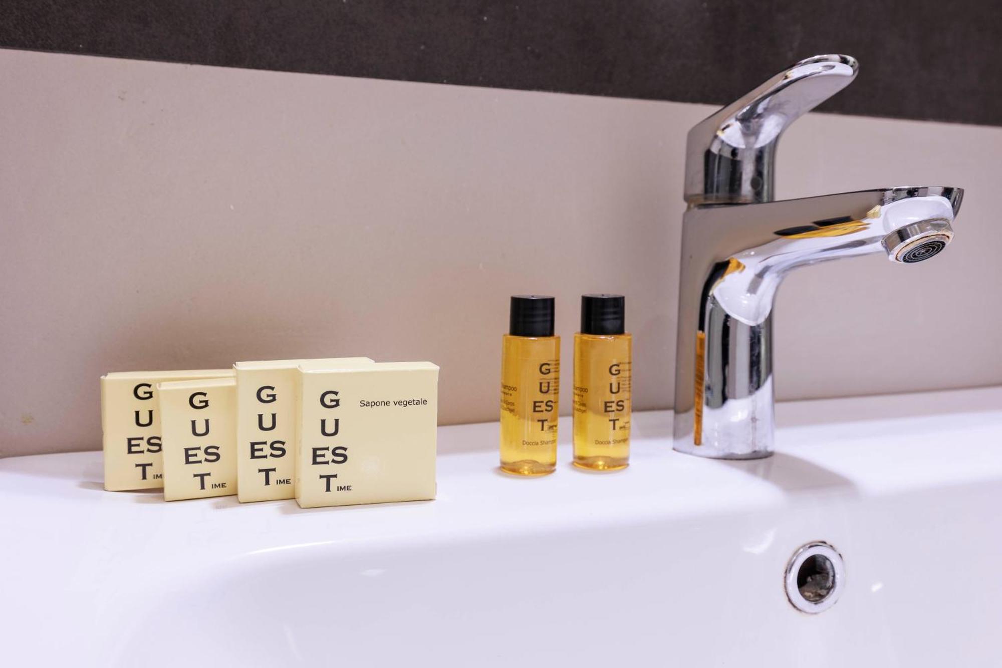 Santa Croce Deluxe Apartment Florence Ngoại thất bức ảnh